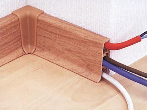6. plintus_s_kabel'-kanalom