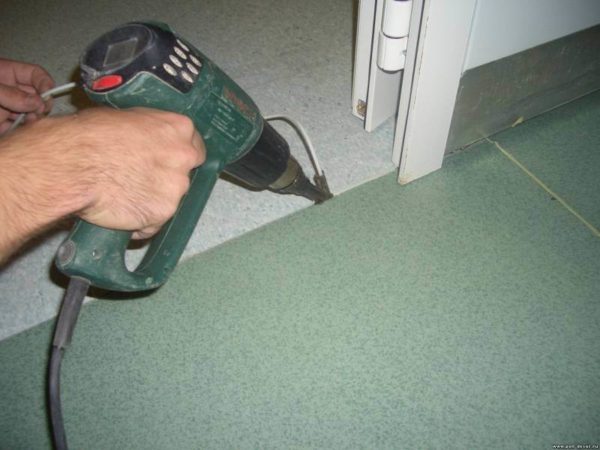 Сварка линолеума шнуром